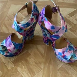 Flower Bomb Platform Heels